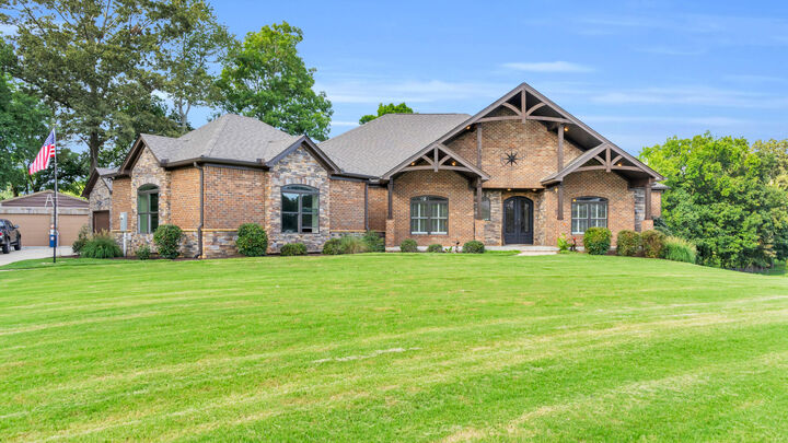 7020 Clarissa Drive  Ooltewah TN 37363 photo