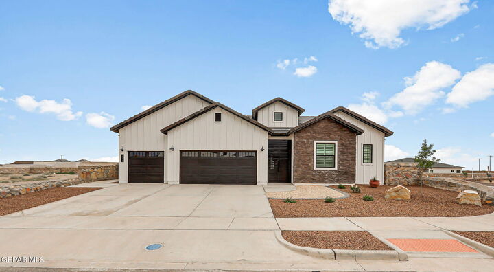 2395 Enchanted Nook Lane  El Paso TX 79911 photo