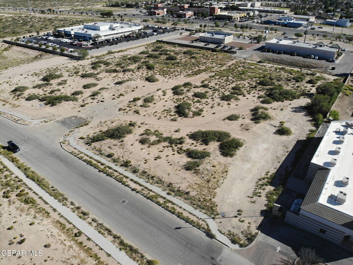 14520 Bill Newkirk Way  Horizon City TX 79928 photo