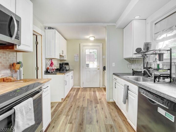 Property Photo: 1093 Lynwood Ave NJ 07646