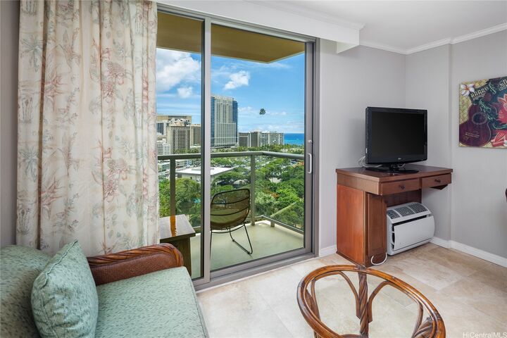 Property Photo:  2045 Kalakaua Avenue 1514  HI 96815 