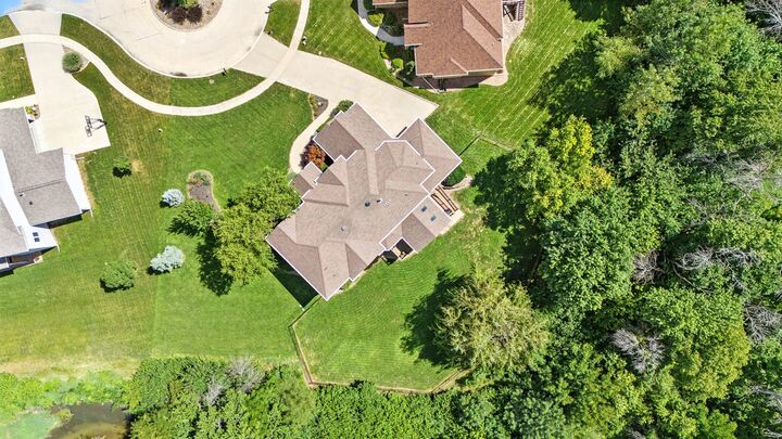 Property Photo: 4108 NE Hillcrest Court IA 50021