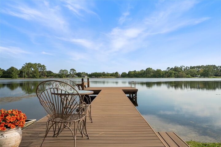 Property Photo: 5608 Bear Lake Circle FL 32703