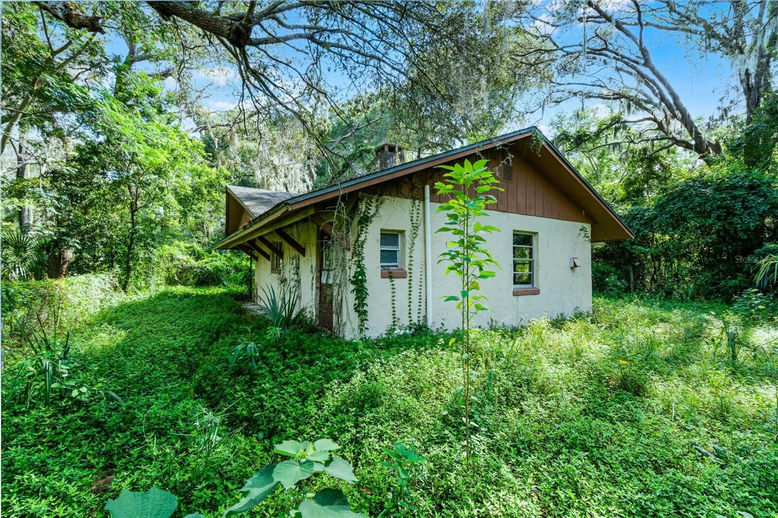 Property Photo:  7466 Vivian Lane  FL 32818 