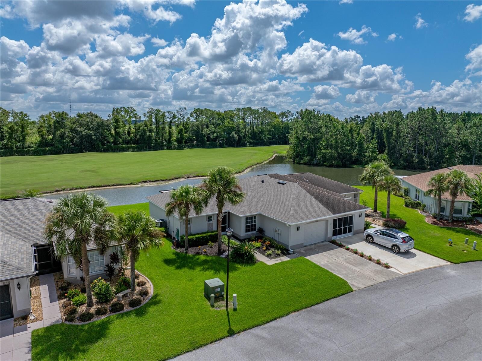 Property Photo: 10306 Chatuge Drive FL 33576