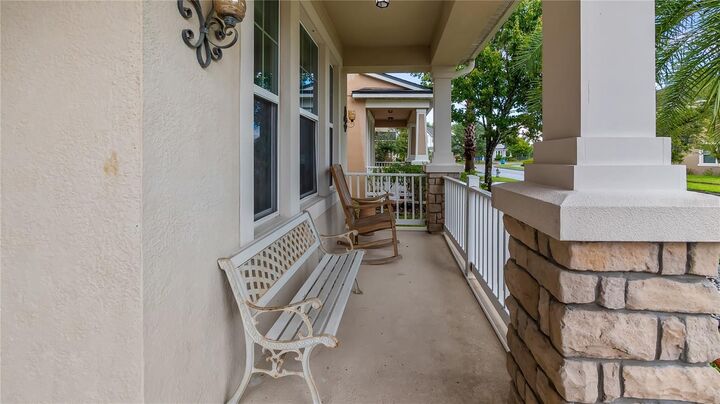 Property Photo: 5059 Southlawn Avenue FL 32811