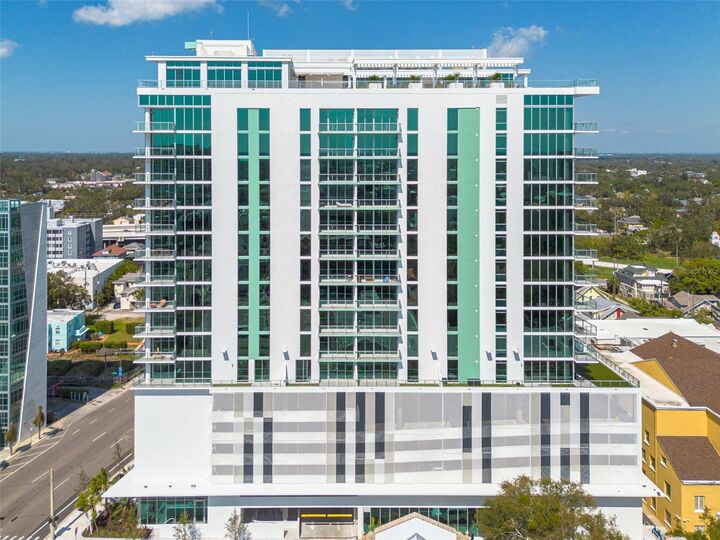 Property Photo:  777 3rd Avenue N 1104  FL 33701 