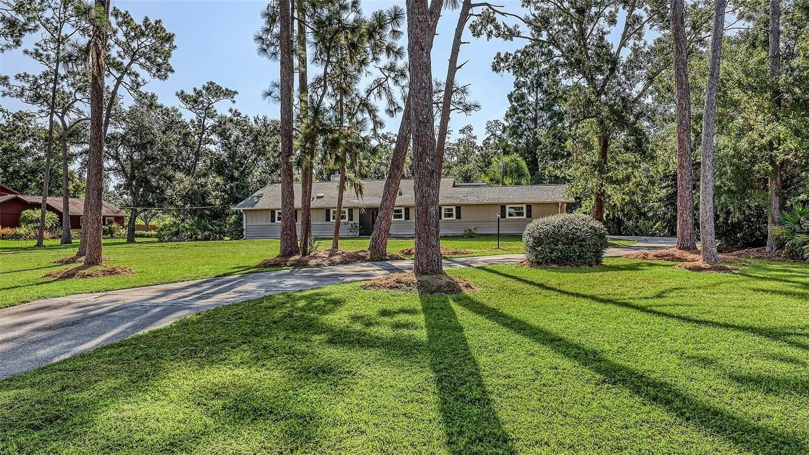 Property Photo:  6104 Braden Run  FL 34202 