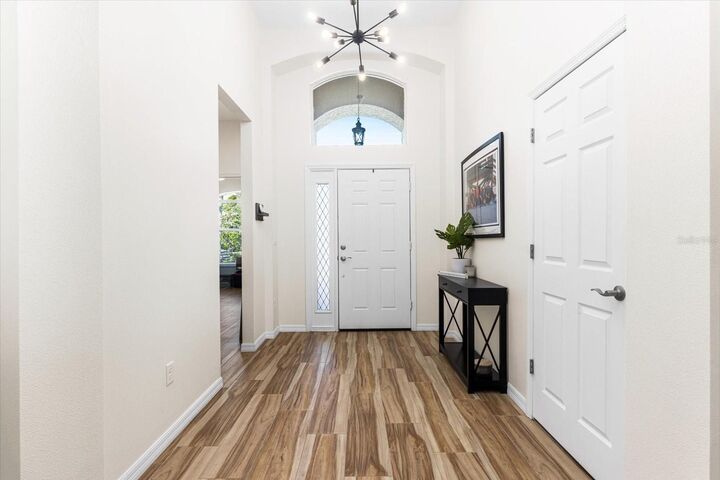 Property Photo: 5418 New Covington Drive FL 34233
