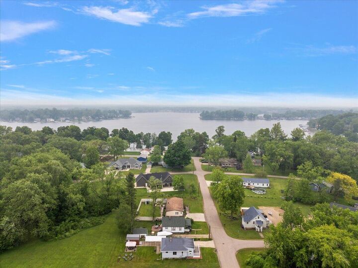 4940 Pottawatamie Drive  Watervliet MI 49098-9107 photo