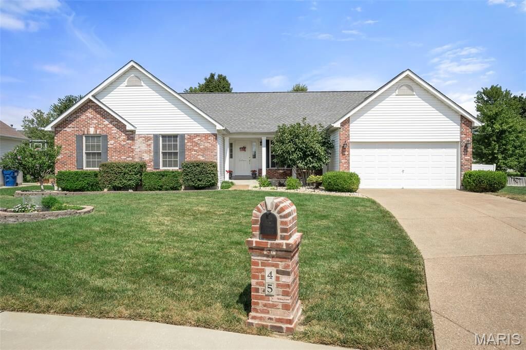 Property Photo: 45 Golden Aster Court MO 63368