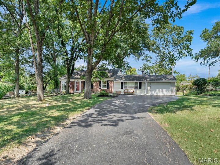 Property Photo:  932 Crestland Drive  MO 63011 