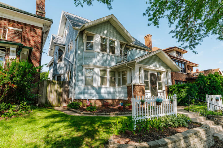 Property Photo:  1117 S Layton Blvd 1119  WI 53215 