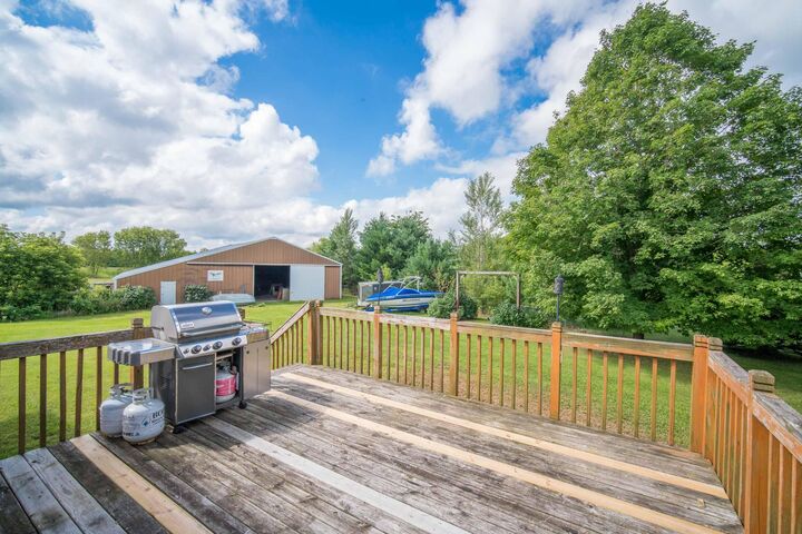 Property Photo: W1242 County Road S Rd WI 53040