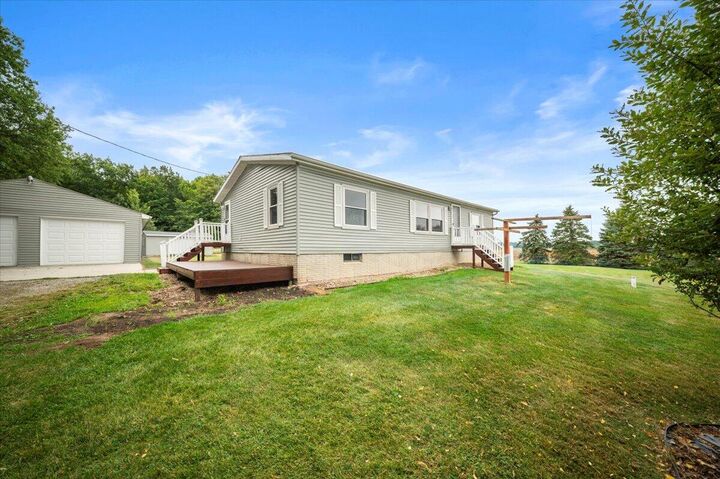 Property Photo: 8555 W Pratt Road MI 48879