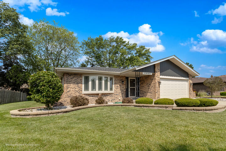 Property Photo: 14034 S 84th Avenue IL 60462