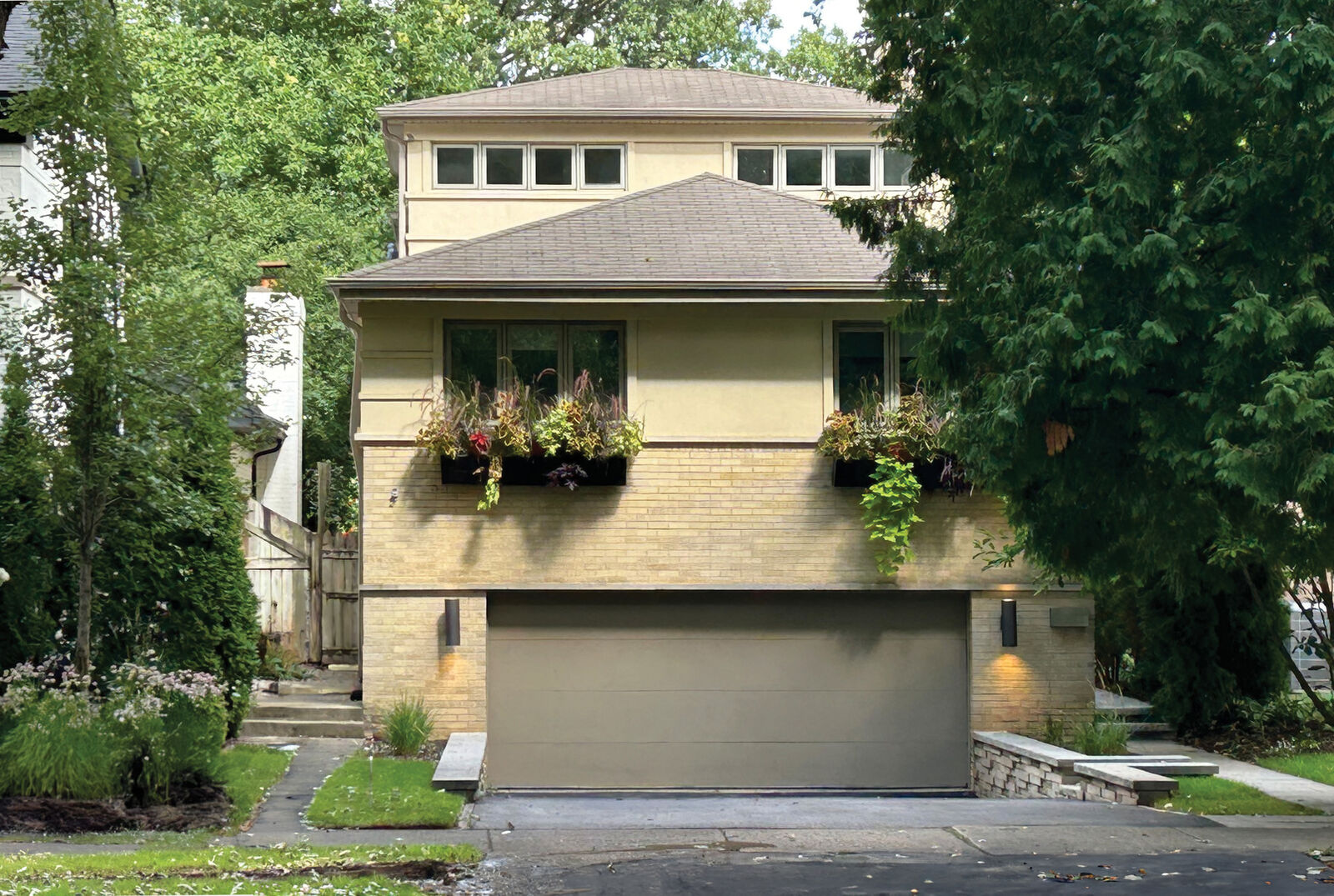 Property Photo: 6782 N Jean Avenue IL 60646