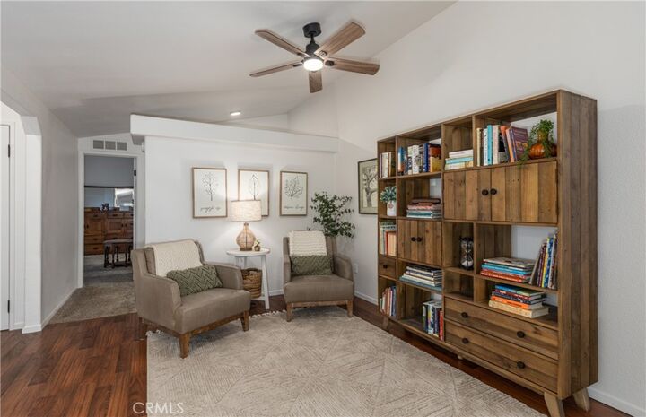 Property Photo: 2868 Peach Tree Street CA 92545