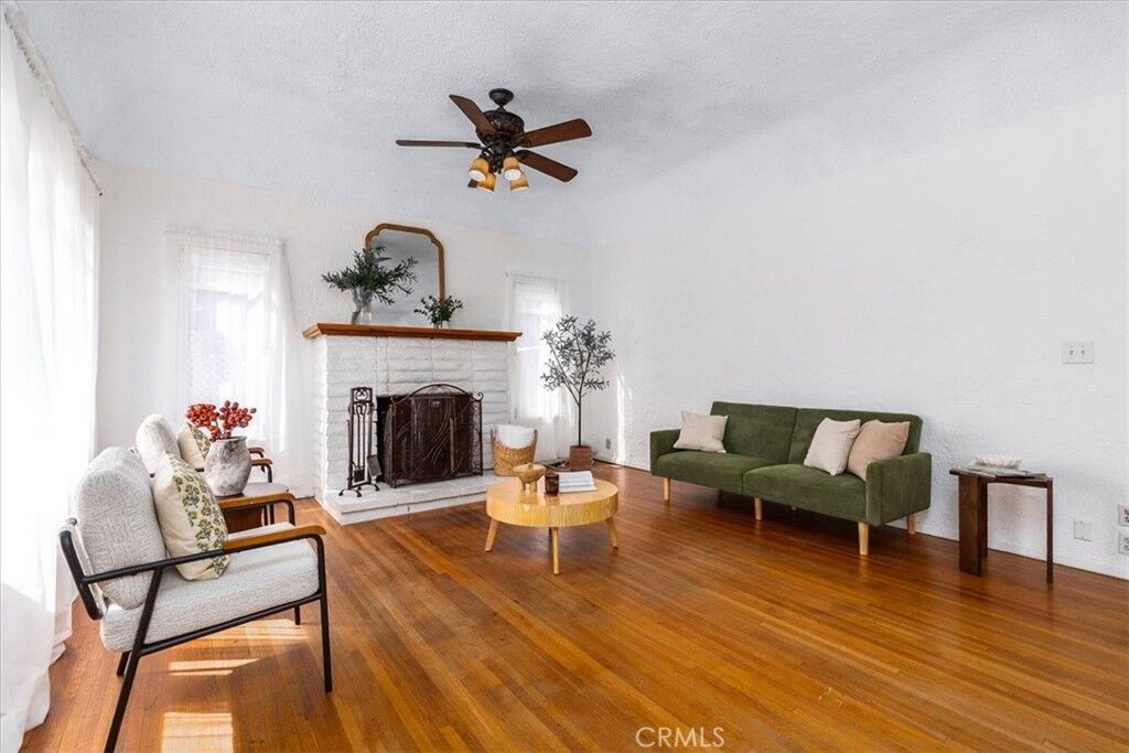 Property Photo:  5907 Ibbetson Avenue  CA 90713 