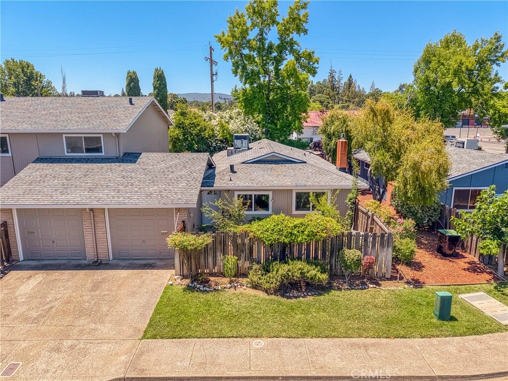 Property Photo: 1637 Montana Vista Street CA 95453