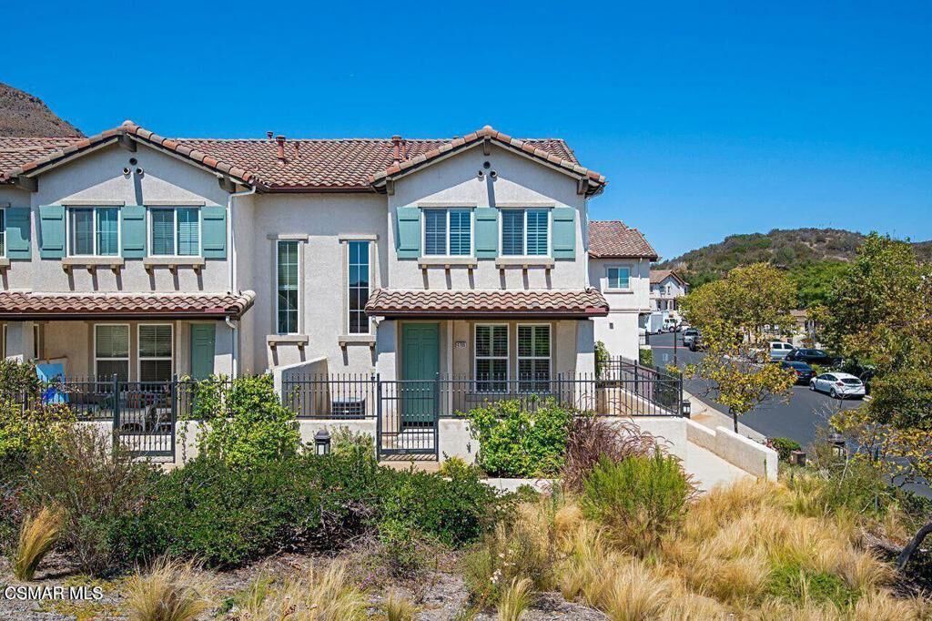 Property Photo: 4799 Via Altamira CA 91320