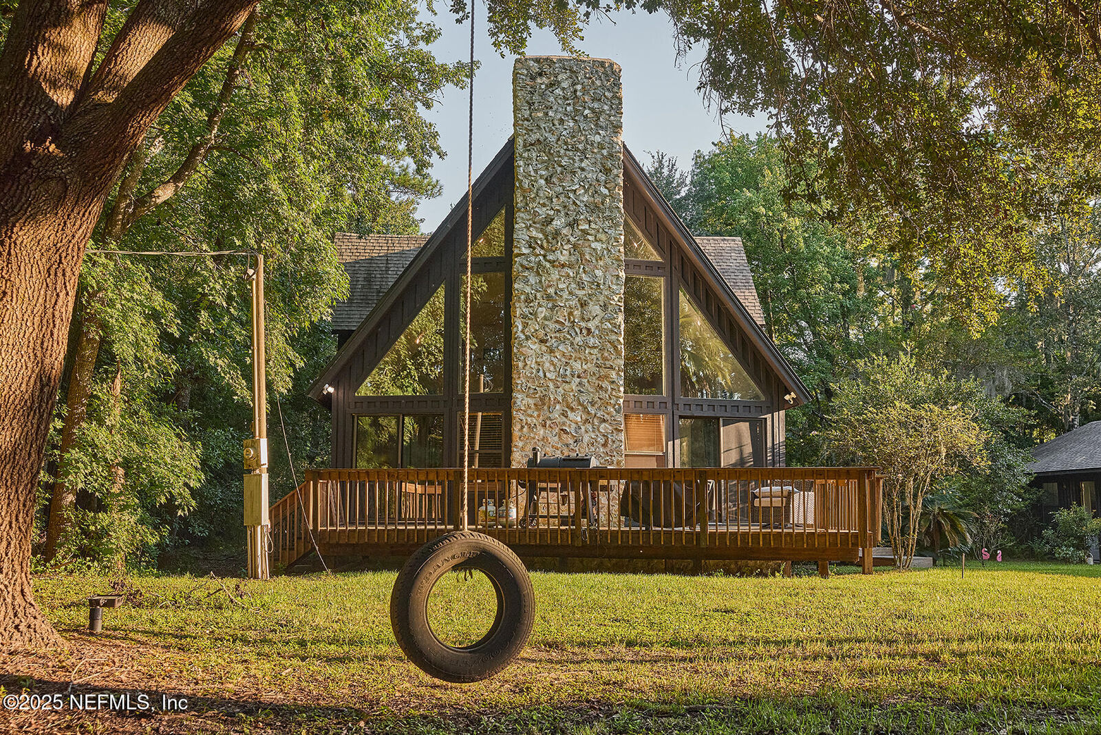 Property Photo:  75002 Royal Palm Drive  FL 32097 