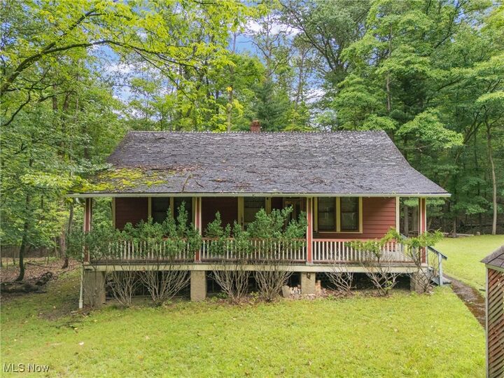 Property Photo: 8600 Wallings Road OH 44133