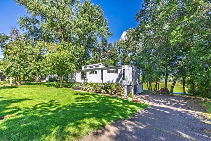 Property Photo:  2131 Sheridan Hills Road  MN 55391 