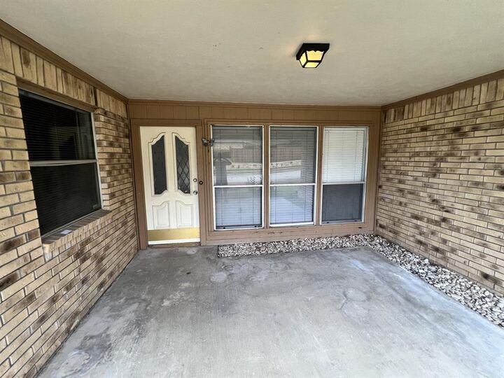Property Photo:  2029 Springwood Place B  TX 75006 