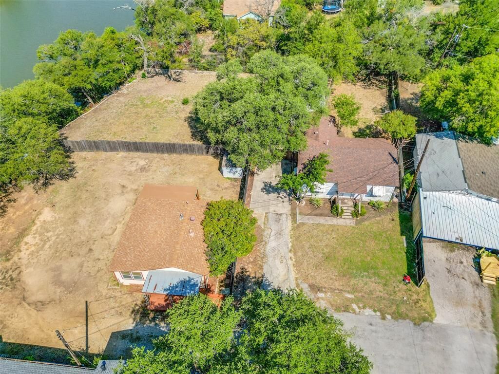 Property Photo:  7028 Lotus Trail  TX 76135 