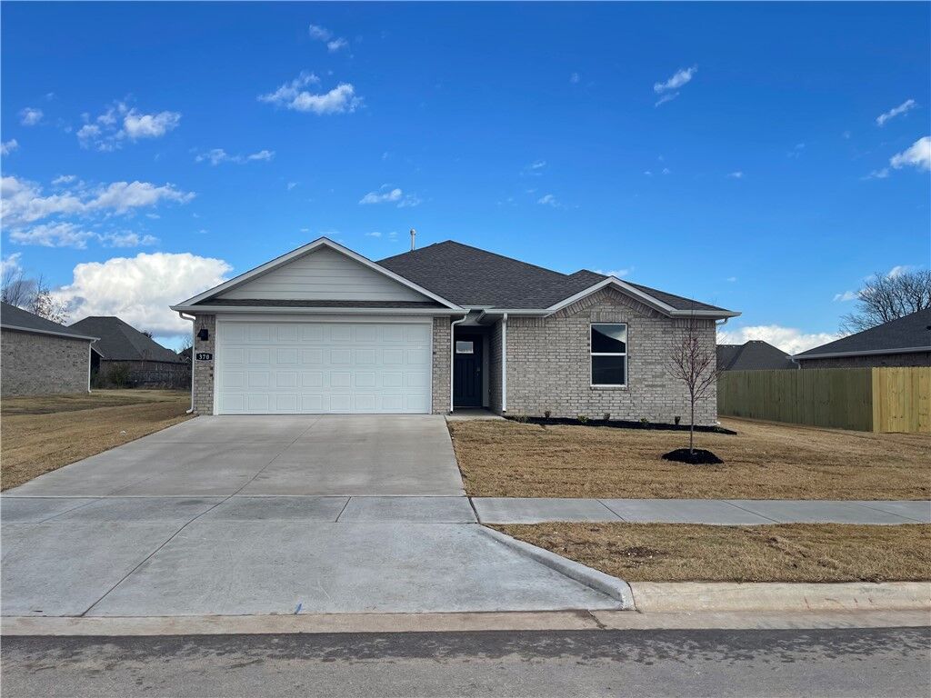 Property Photo:  370 Texas Avenue  AR 72730 