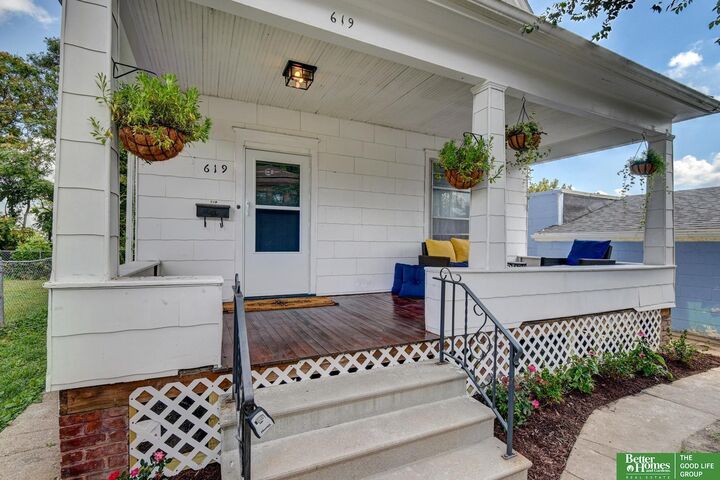 Property Photo: 619 N 33 Street NE 68131