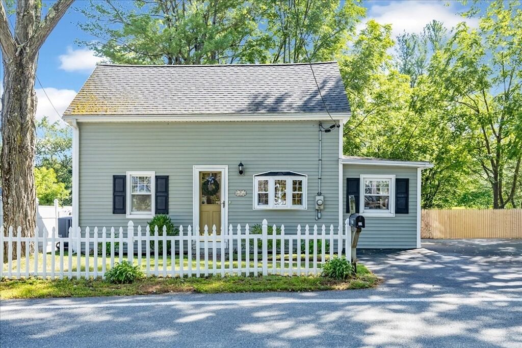 Property Photo:  22 Carlisle Rd  MA 01886 