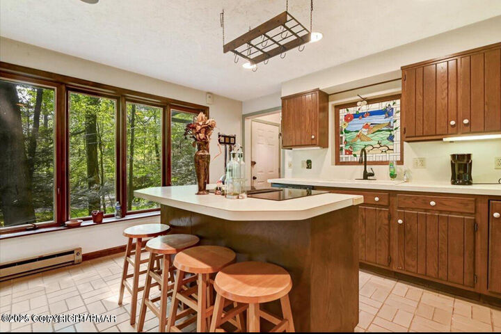 Property Photo: 204 Wiscasset Road PA 18344