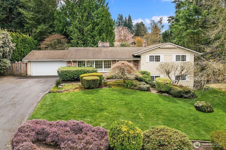 Property Photo: 9617 NE 32nd Street WA 98004