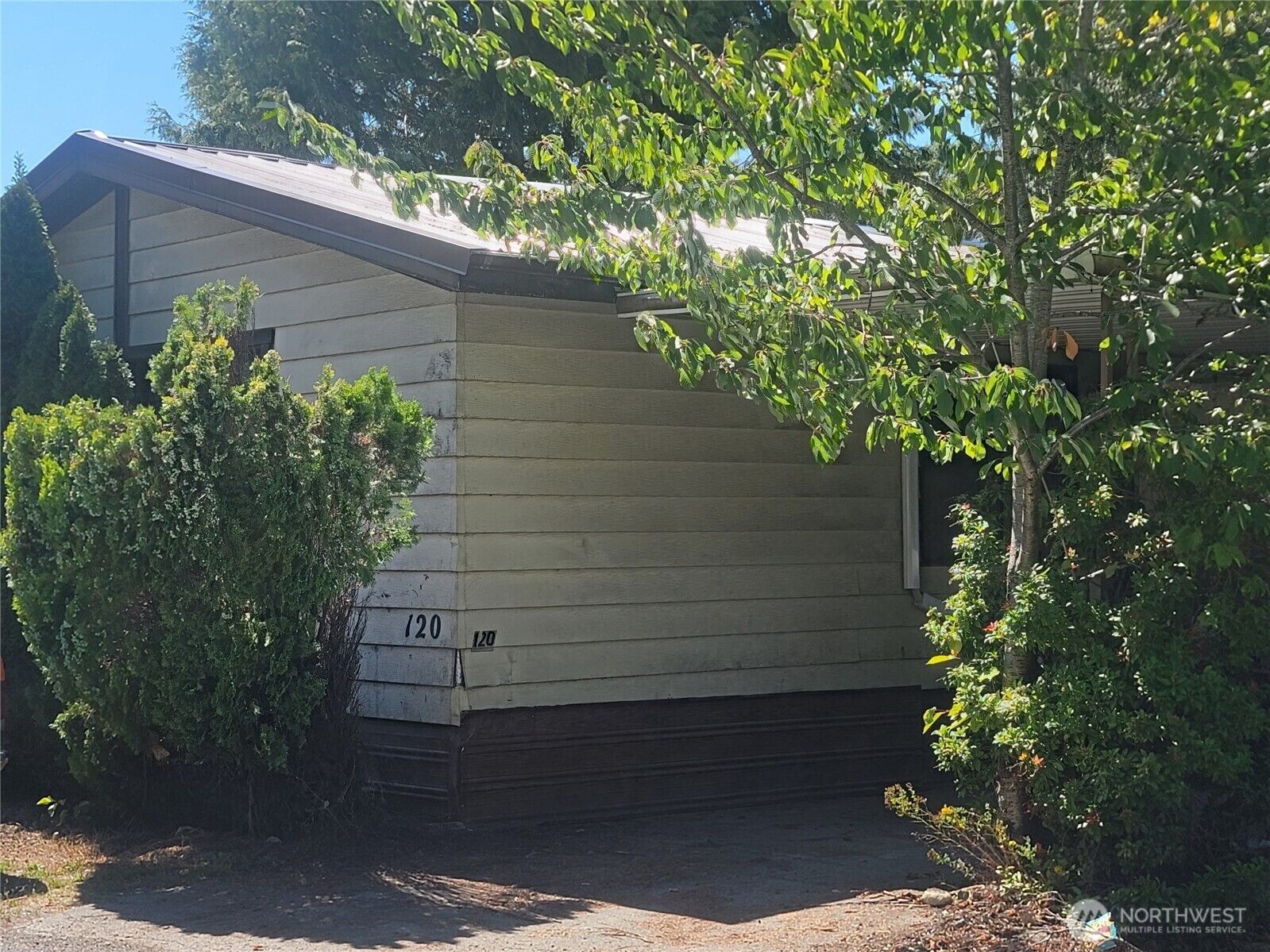 Property Photo: 4015 Eliza Avenue 120 WA 98226