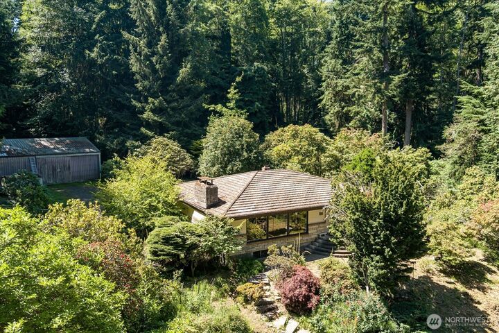 Property Photo: 24633 State Route 525 WA 98253
