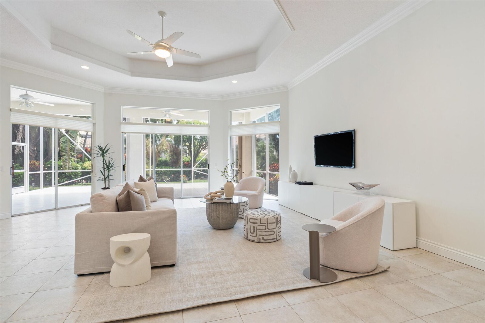 Property Photo:  6915 Chimere Terrace  FL 33437 