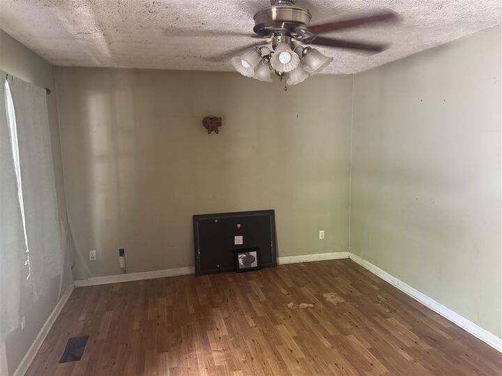 Property Photo: 5172 Judio Road KY 42717