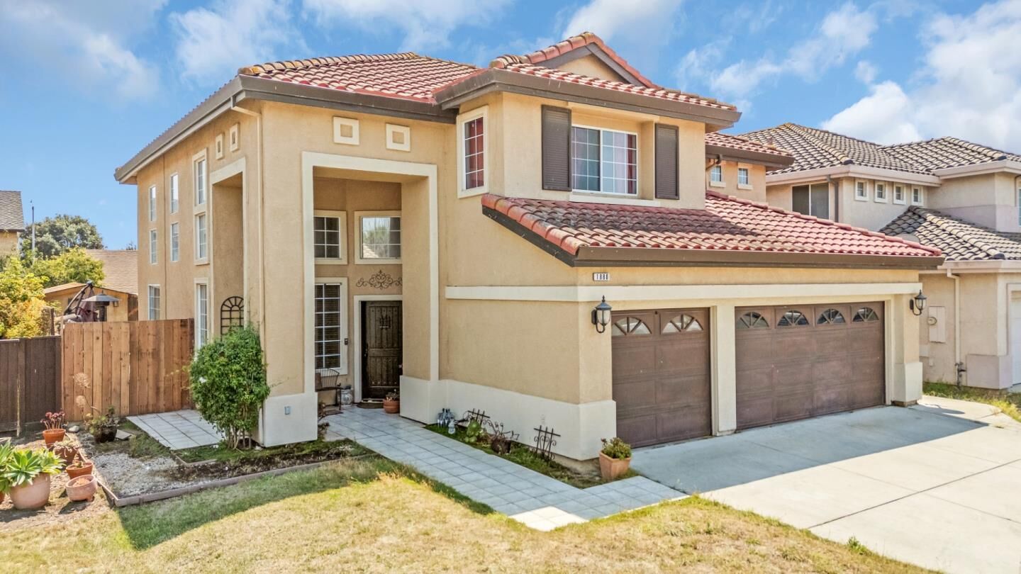 Property Photo:  1880 Gamay Way  CA 93906 