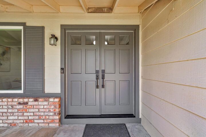 Property Photo: 2936 Stutz Way CA 95148