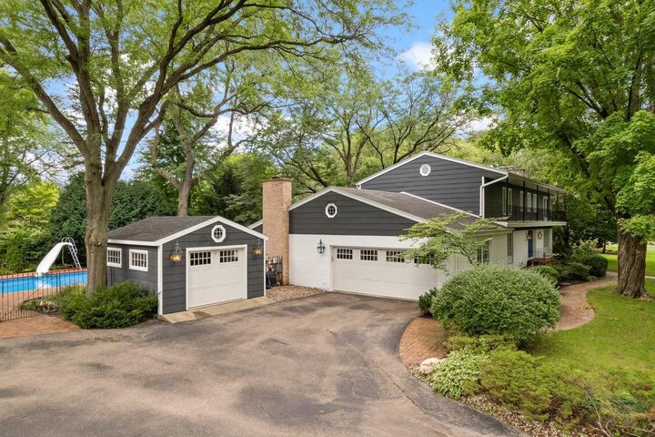 Property Photo:  2010 Eastwood Avenue  WI 53545 
