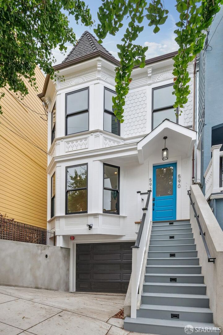 Property Photo:  592 Sanchez Street  CA 94114 