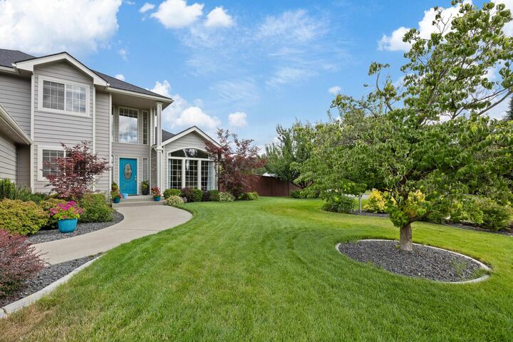 Property Photo: 1925 S Timberlane Dr WA 99037