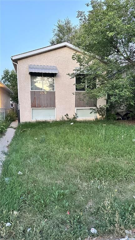 Property Photo: 769 Athol Street SK S4T 3B4