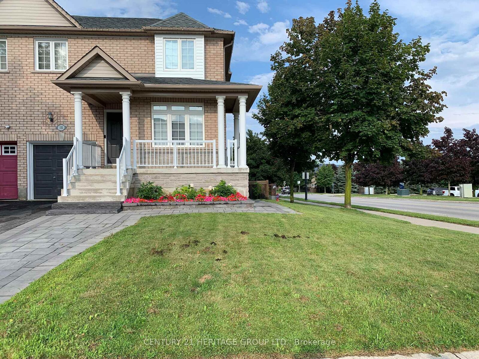 Property Photo: 331 Spruce Grove Crescent ON L3X 2X2