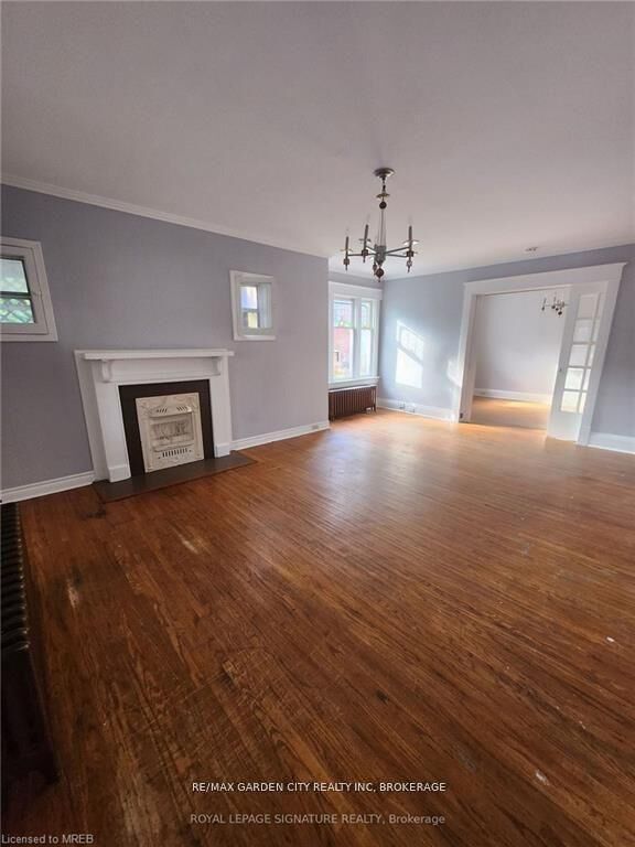 Photo de la propriété:  323 Queenston Street 1  ON L2P 2X7 