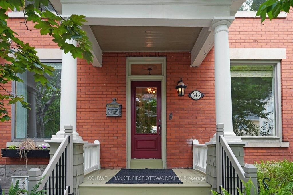 Property Photo: 543 Besserer Street ON K1N 6C6