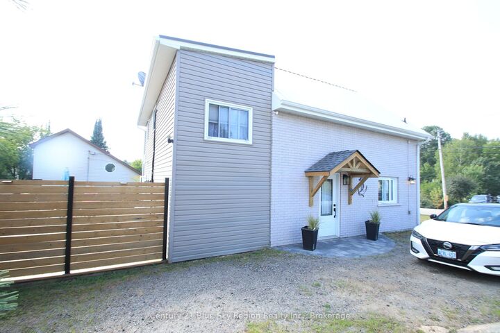 Property Photo: 71 Swale Street ON P0H 1H0