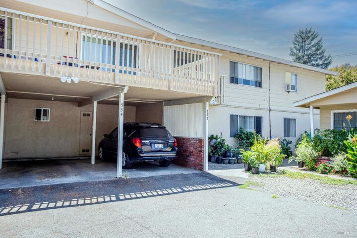 Property Photo:  528 544 Steele Lane  CA 95403 
